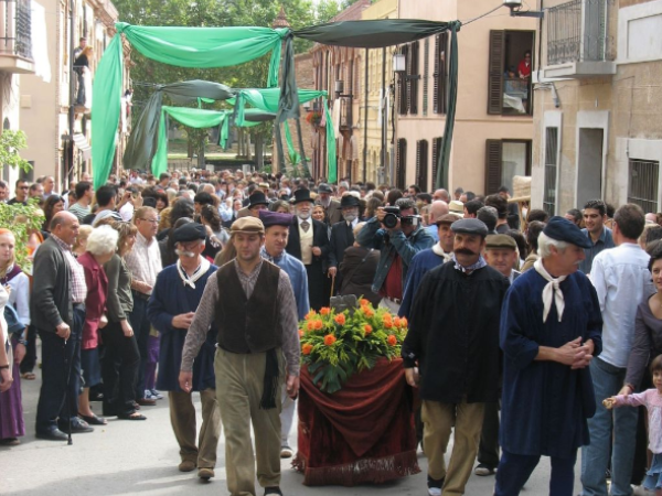 Commemoració de la col·locació de la primera pedra de l’Església de la Colònia Güell