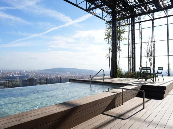 Aparto Diagonal Suites