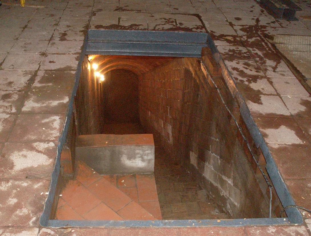 Visita lliure al refugi antiaeri i a l’exposició "Construïm refugis. Martorell sota les bombes'".