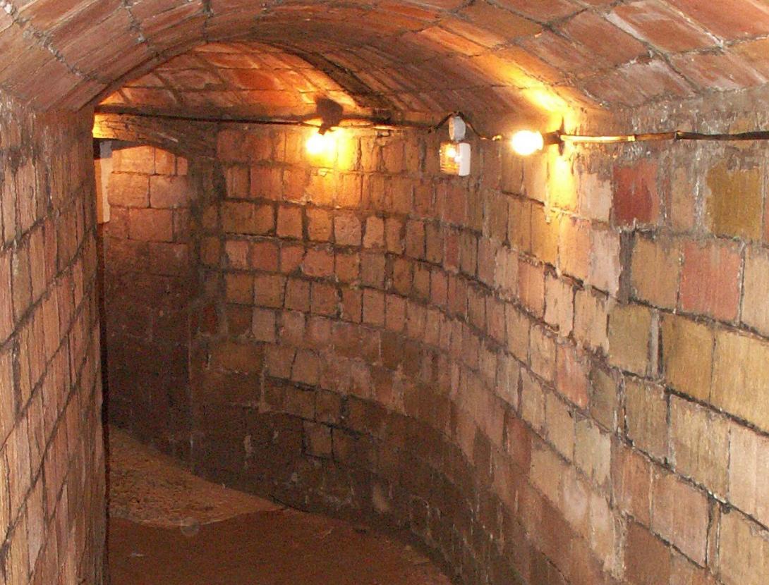 Xerrada “Refugis antiaeris: la defensa passiva durant la Guerra Civil” i visita al refugi antiaeri.