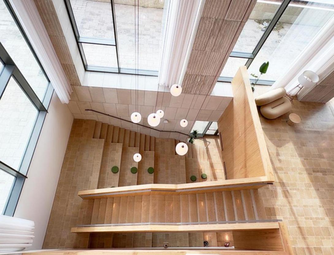 Aparto Diagonal Suites