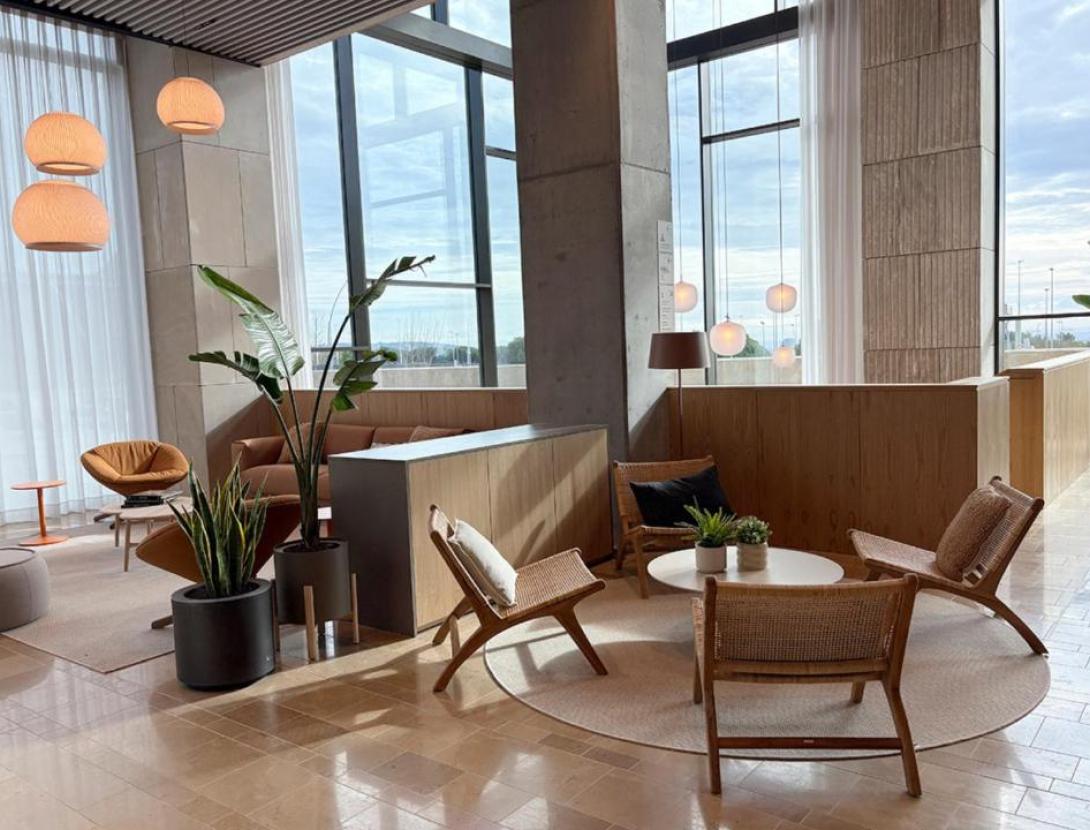 Aparto Diagonal Suites